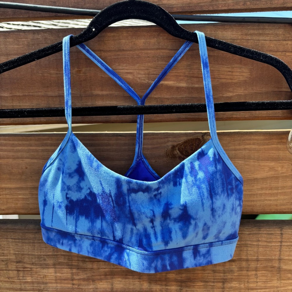 Lululemon Flow Y Bra Womens 6 Blue Tie Dye Excellent Light Support Yoga Bra